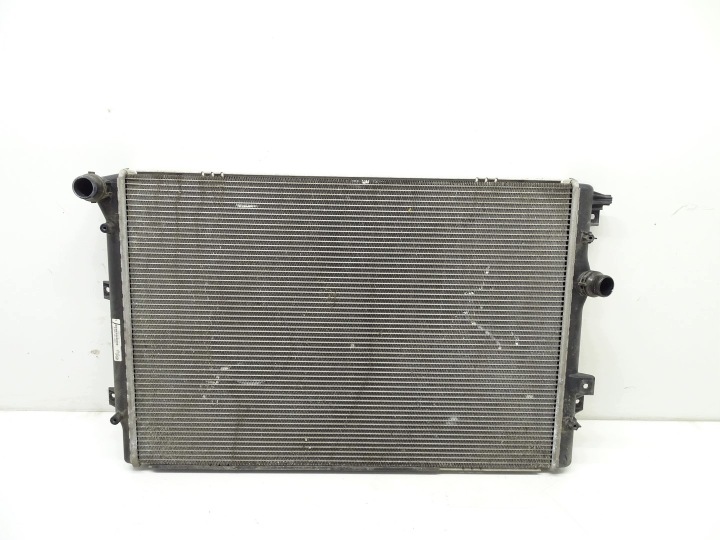radiateur moteur occasion VW TIGUAN 5N 2.0 TDI 5N0121253L