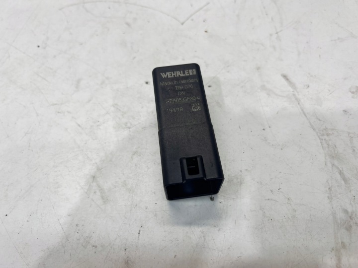 Relè candele ZAROWYCH AUDI VW SEAT 51799026