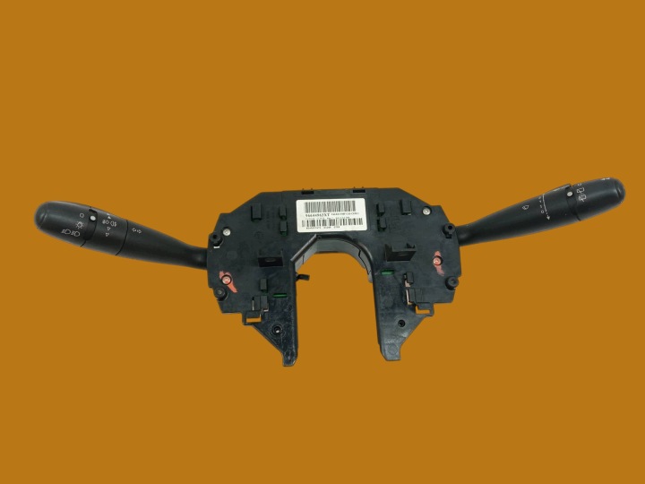 steering wheel levers and controls 96644963XT Citroen C4 and (2004-2010)
