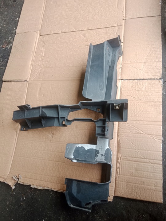 Kryt KANALU POWIETRZNEGO RANGE ROVER L32 7036694