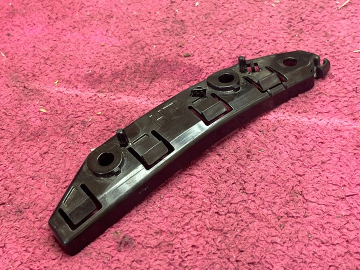 Suppporto montaggio paraurti sinistra Anteriore Tesla Model 3 1084181-00-E