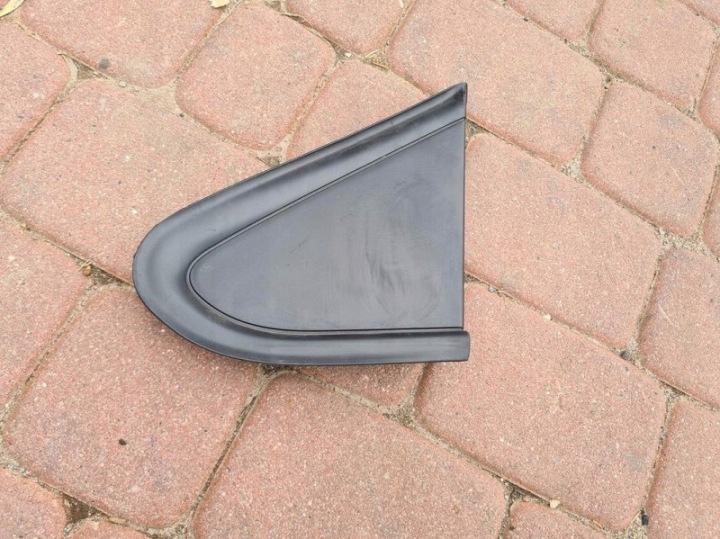 Couvre trojkat Gauche Opel Meriva B 13362870