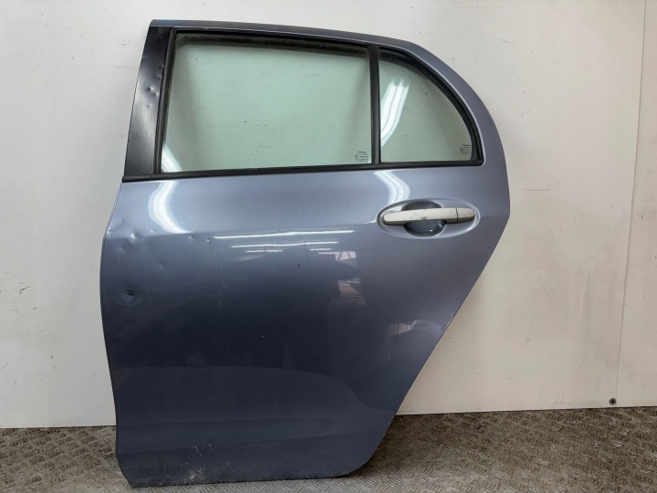 dveře záď zadní levé TOYOTA YARIS II 2