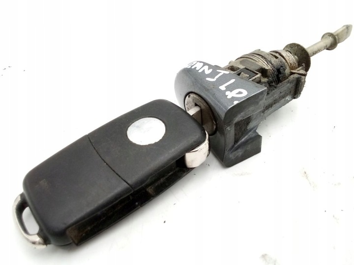 VW Touran and 1 wklad lock cylinder of a lock door left + key EU 1T0837167A