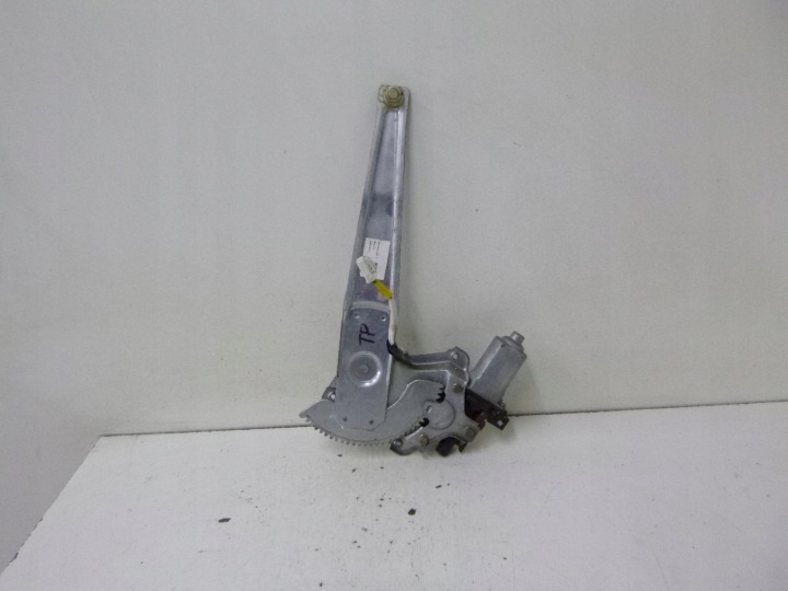 mechanism of the window rear part right Mazda Premacy 862100-3922