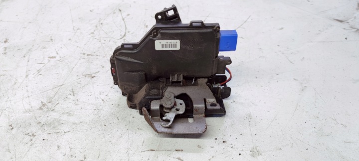 DE LA SERRURE PORTIÈRE DROITE AVANT AUDI A3 A8 4E1837016
