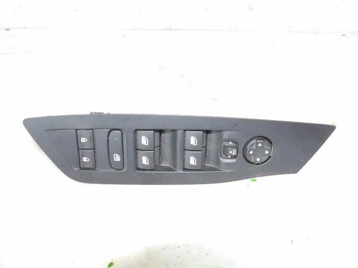 PEUGEOT 308 T10 III ovladac okien predok ľavý 98349233ZD