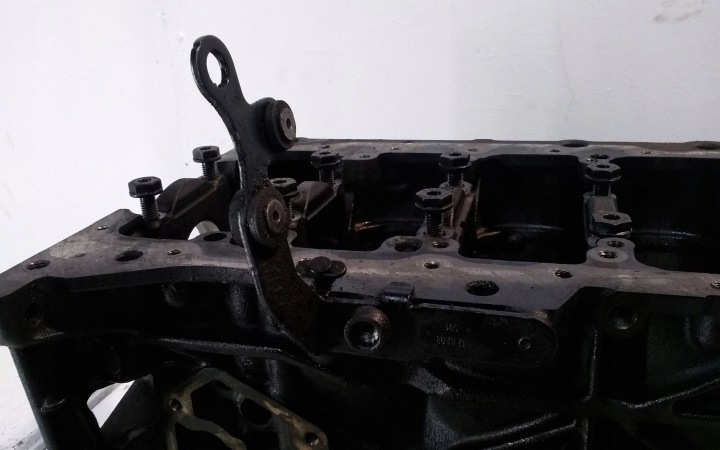 Volkswagen Tiguan 2009 Bloc moteur 12