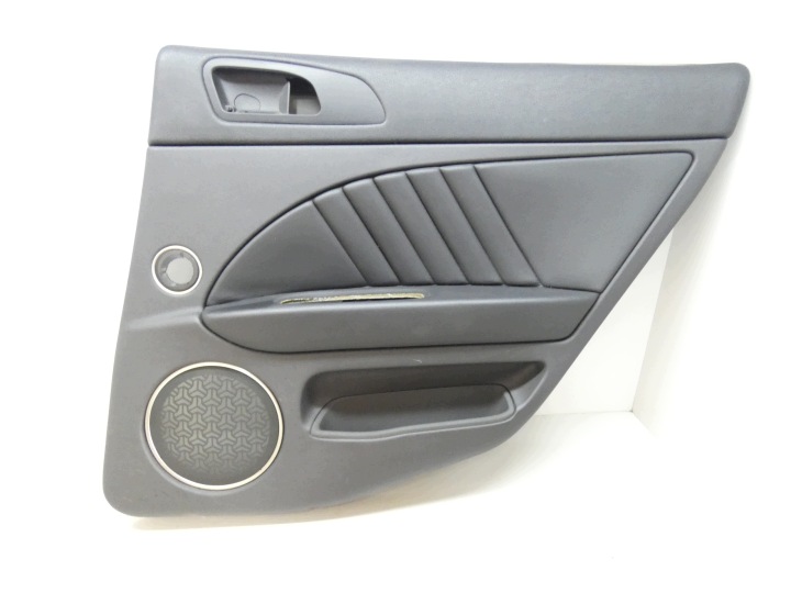 Laterale / lato PANNELLO PORTA PORTIERA PORTA Portiera Destra posteriore ALFA ROMEO 159 KOMBI 05-11 pelle, in pelle