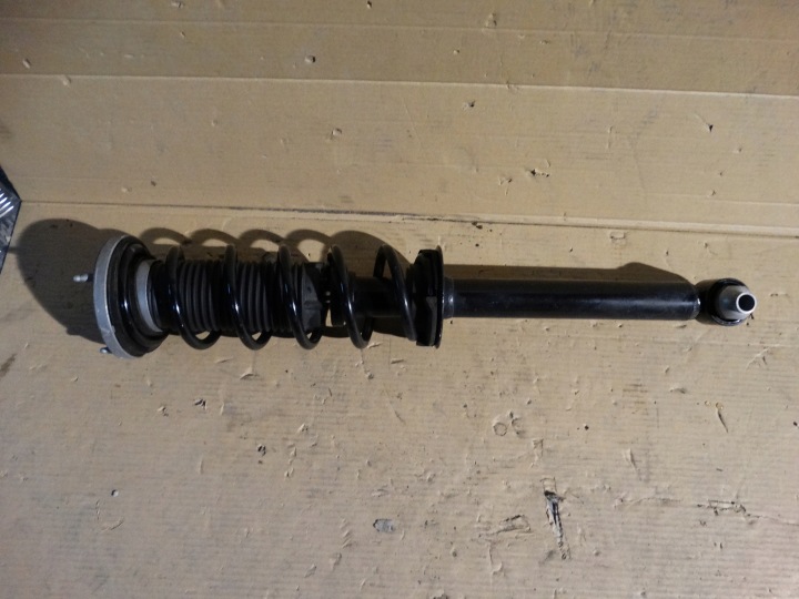 IDEALNY shock absorber rear BMW G30 1 9