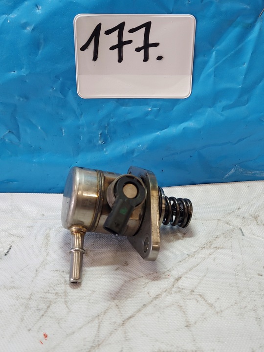 Pompe alimentation carburant PEUGEOT 208 1.2 THP 9812133780