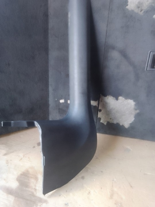side Slupka front right Audi A6 C8 4k1867272