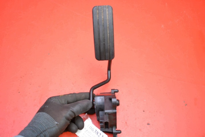 potentiometer Gaspedal 180021178R RENAULT ZOE 2 II 52 kWh 135 KM 19-24