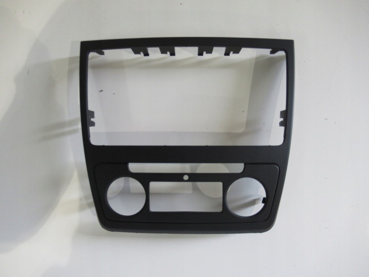 châssis radio déshumidificateur d'air conditionné SKODA YETI 5L 5L0858069H