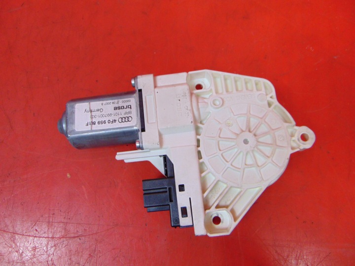 AUDI A6 C6 motorić prozori stakla lijevi stražnji dio 4F0959801F