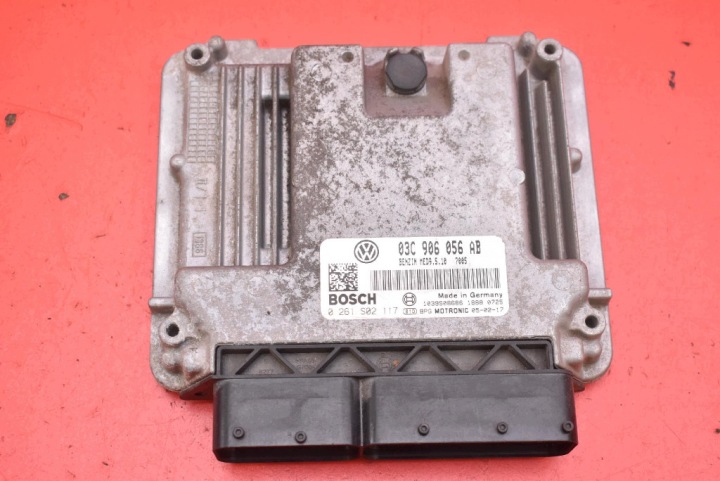 control unit of the engine 03C906056AB 0261S02117 VW GOLF 5 V plus 1.6 FSI 115 KM