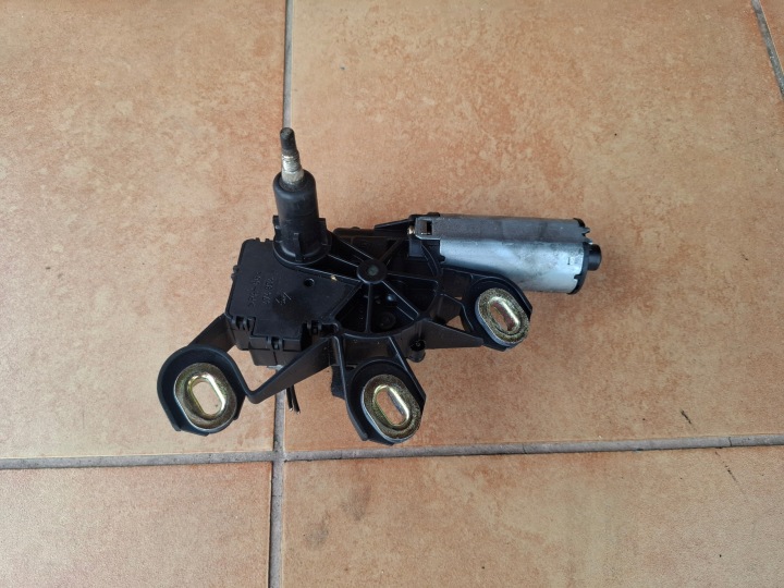 Motor des Scheibenwischers heck MERCEDES W203 KOMBI