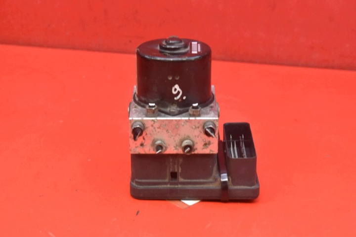 pumpa ABS 30736588 VOLVO S40 II V50 C30 2.0 D 136 KM 06-09