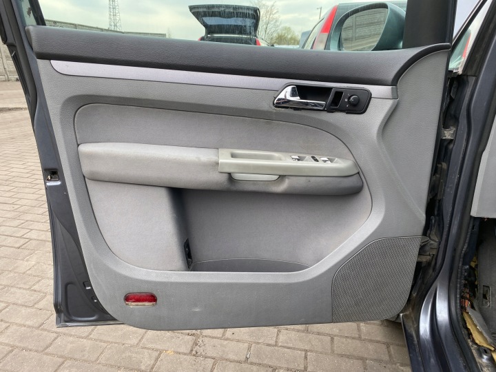 VW Touran 1 l 03-05 mechanism of the lowering window regulator left