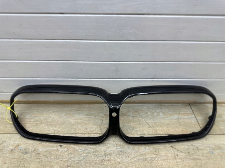 Grill Grill der Kühler salberk Nieren BMW 5 G30 G31 LIFT LCI schwarzer