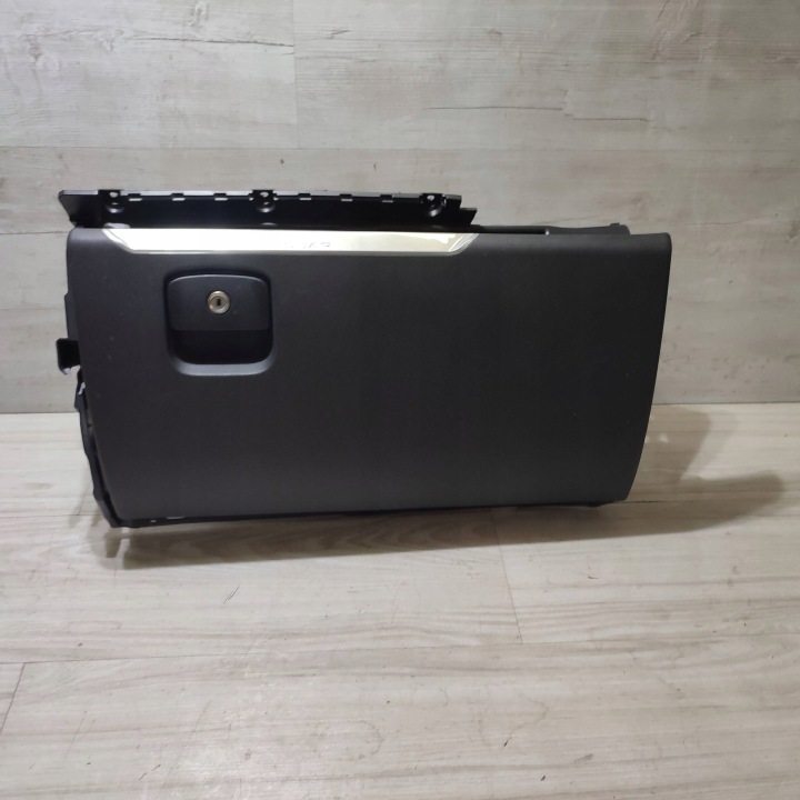 passenger compartment Jaguar F-Pace GX73060K63A