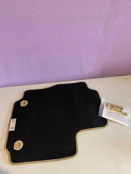 FORD MONDEO IV Set de tapis de berline (BA7) 7S7J130A88BB37TC essence 92kW 8