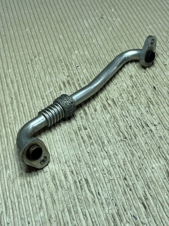 Tubazione radiatore EGR Peugeot 2008 e A1561411604