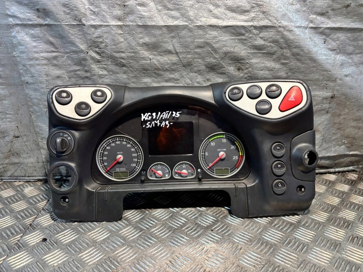 quadro strumenti TACHIMETRO contagiri OROLOGIO Iveco 504276236