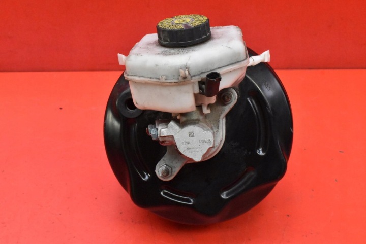 Servo Servo frein EU 6798418 BMW 4 F36 2.0 D 150 KM 13-17