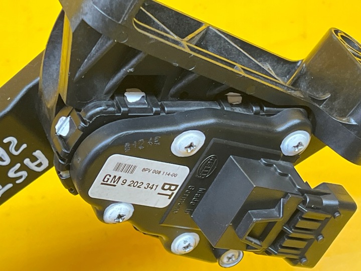 POTENCEJOMETR GAS PAID OF THE AIFMRA B ASTRA H III 04-14r 1.8 B 16V 9202341BT . 12
