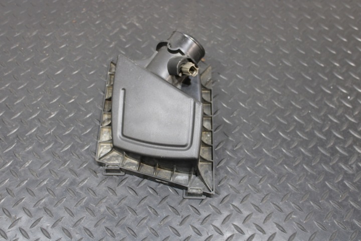 cover OBUDOWY of a filter, air FORD FIESTA MK8 H1B1-9643-AA