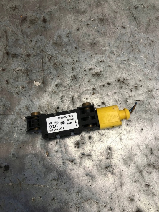 Crashsensor Drucksensor AUDI A4 B6 B7 8E0959643A