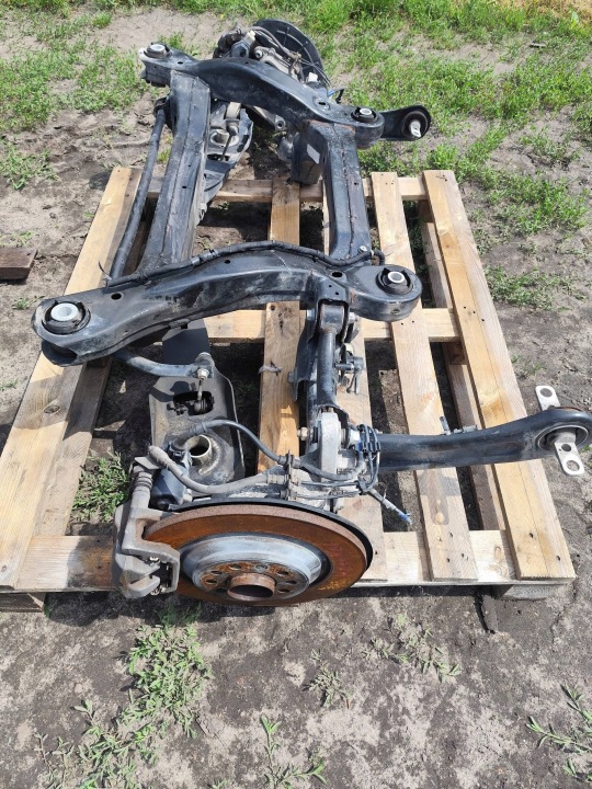 JEEP CHEROKEE KL LIFT sususpension subframe rear part complete DEMONTAZ