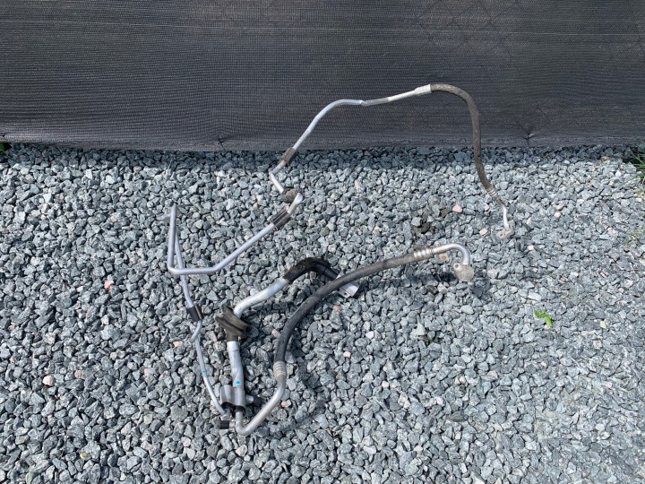 AUDI A4 B8 Conduit pieces tuyaux RURKI Climatisateur air conditionné Tuyaux