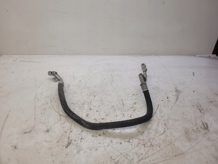 Conduit pieces tuyaux Tuyau flexible Climatisateur air conditionné AUDI A4 B8 A5 8T0260701M