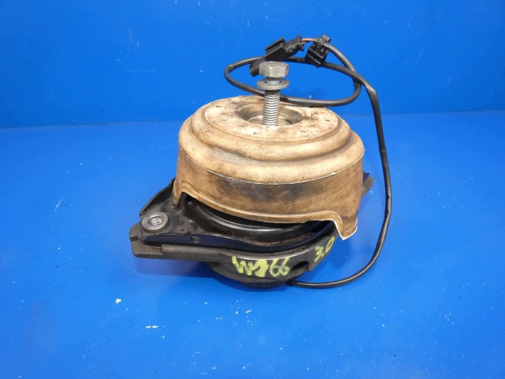 MERCEDES ML W166 GLE 3.0 CDI airbag holder of the engine