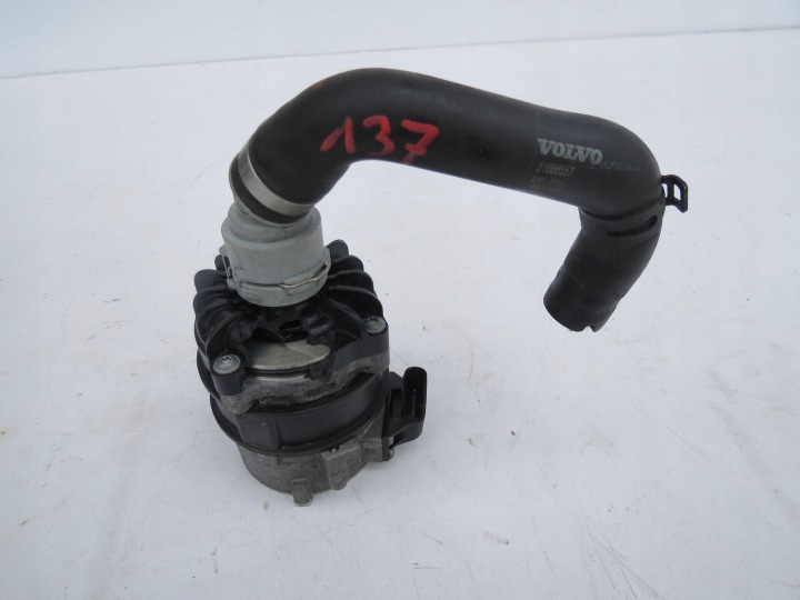 Wasserpumpe VOLVO S90 V90 T8 HYBRYDA 31338399