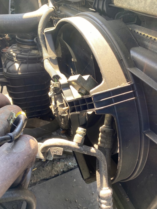 ventilátor chladiče MOTORU Alfa Romeo 156 97-02