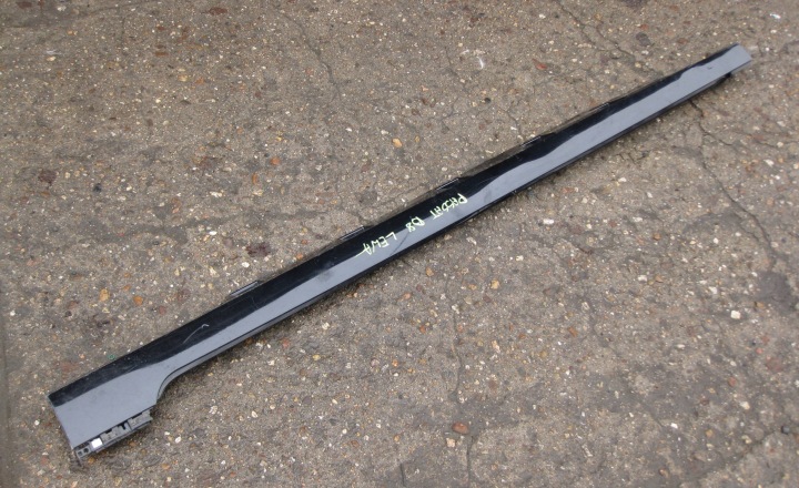 VW PASSAT B8 moulding threshold left 3G0853857
