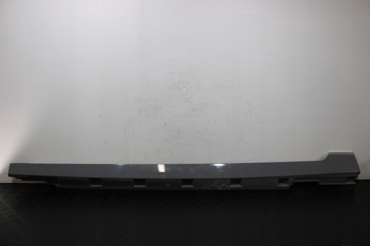 cap threshold left threshold left VW PASSAT B8 3G0 3G9 LIFT 1,4GTE 3G0853857F