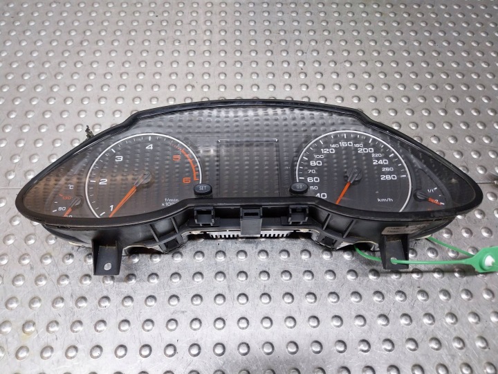 Kombiinstrument Kombiinstrument 8R0920931B AUDI Q5 8R 2.0 TDI EUROPA
