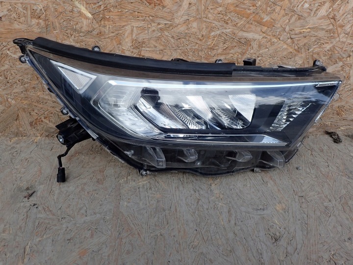 light right REFLEKTOR FULL LED TOYOTA RAV 4 V A5