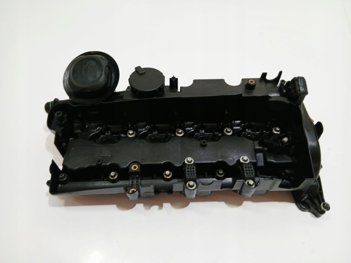 szelepfedél BMW BMW E60 E61 E84 E87 N47 2.0D 7797613 (0000129)