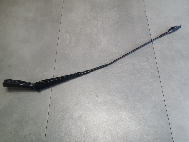 Audi SQ6 e-tron nosac metlice brisača prozori stakla desna 95C955410