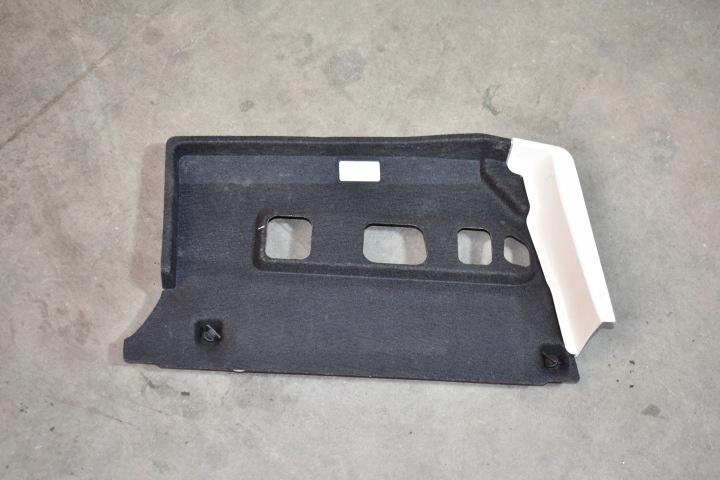 IDEALNA cover consoles BMW G70 G60 1