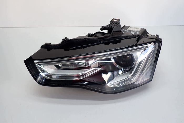 AUDI A5 XENON LED LIFT 12- reflektor links Licht links 8T0941005C