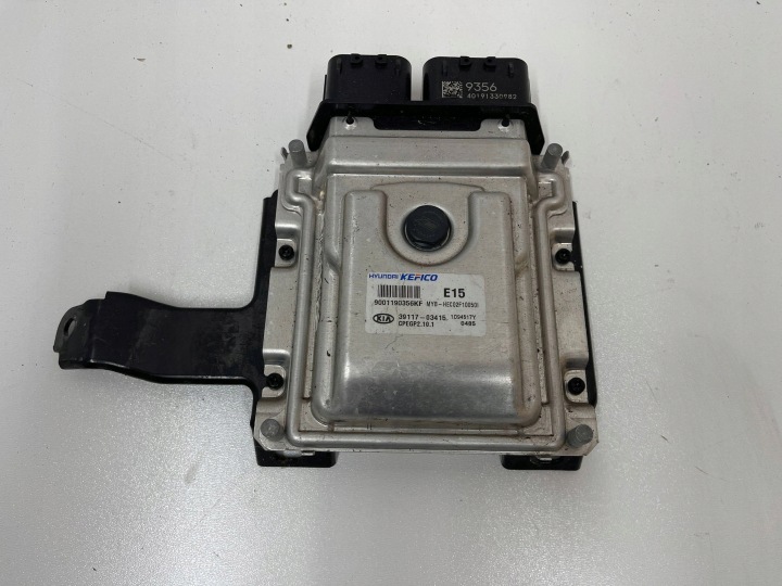 Computer Bedienteil DES MOTORS KIA Rio IV 4 17- YB 39117-03415