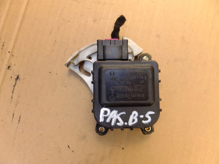Micro moteur Bloc de chauffage complet vw passat b5 8D1820511E
