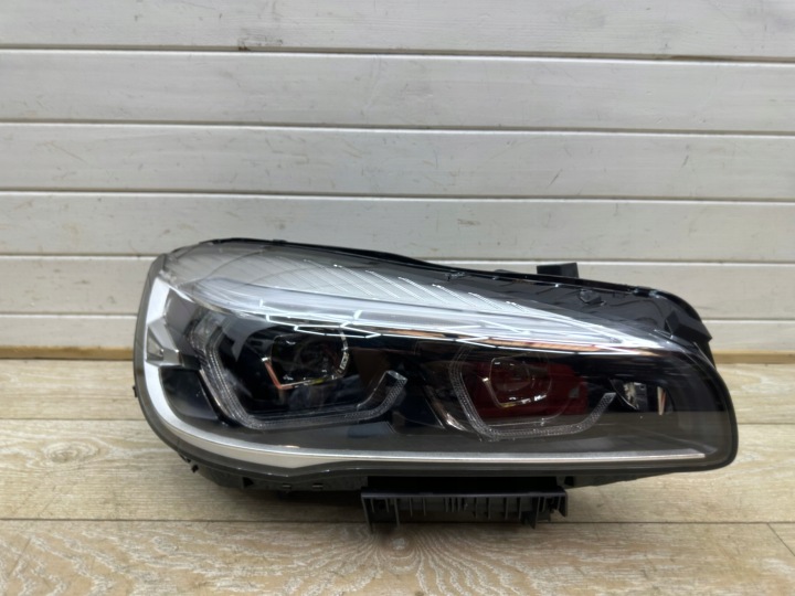 BMW 2 F45 F46 LCI Adaptive LED Licht vorne rechts 8739860 neu ORG.