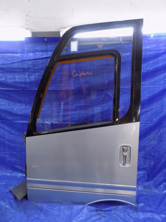 Portière Gauche Avant TOYOTA CAETANO OPTIMO AUTOBUS